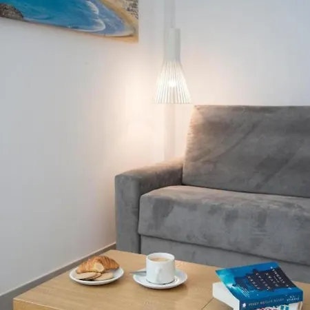 Lb Deluxe Con Media Pension, Wifi, A 250m De La Playa 아파트 *