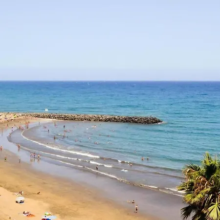 Lb Deluxe Con Media Pension, Wifi, A 250m De La Playa Playa del Inglés
