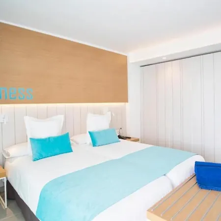 Lejlighed Lb Deluxe Con Media Pension, Wifi, A 250m De La Playa